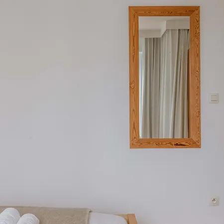 Huswell - Beachside 3-bedroom Duplex Near Sea Apartament *